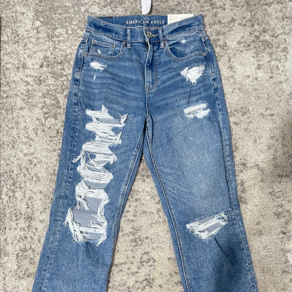 NEW 90s boyfriend ripped jeans, size 4